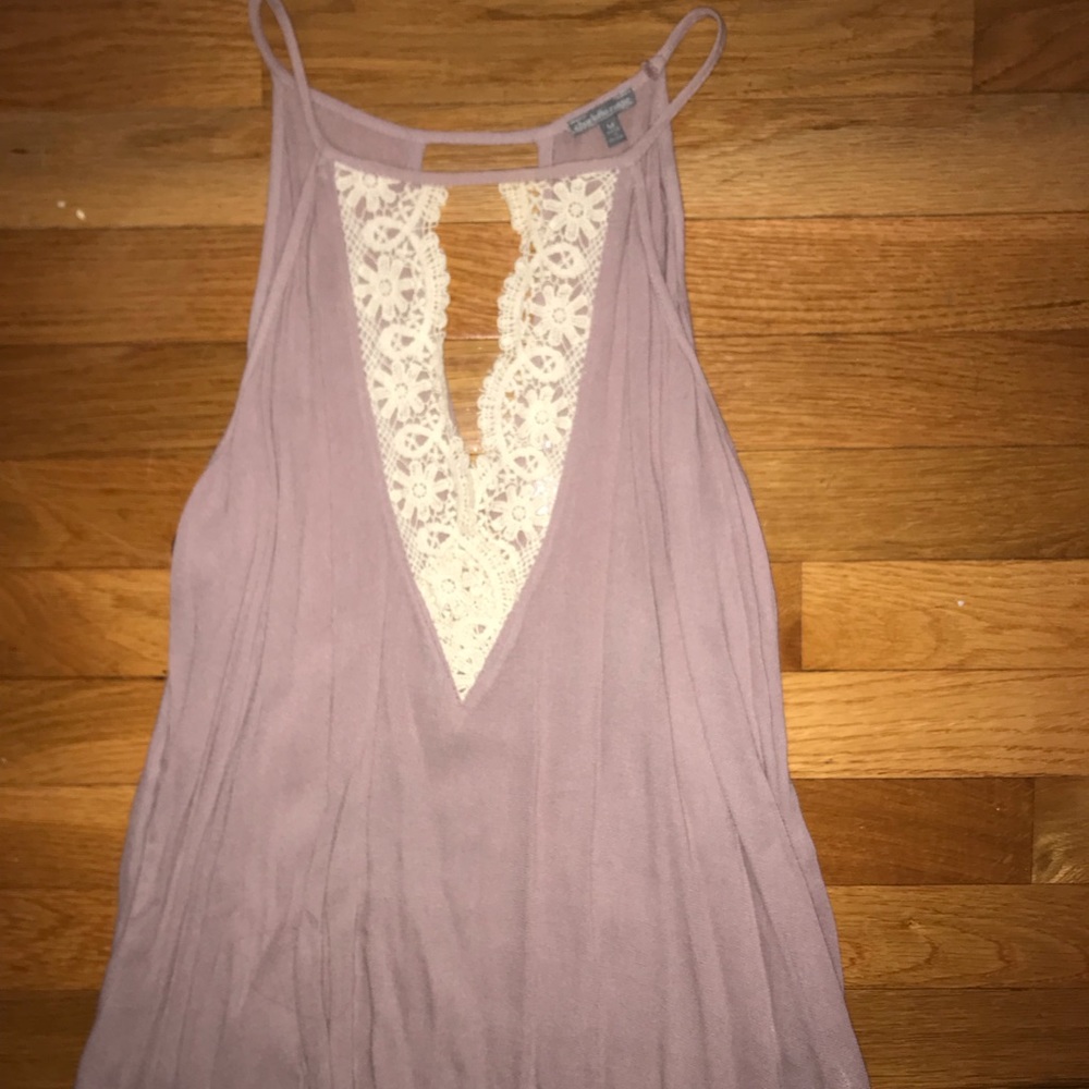 Lace sleeveless halter top